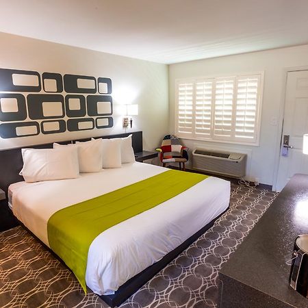 University Inn Asu/Tempe (Adults Only) מראה חיצוני תמונה