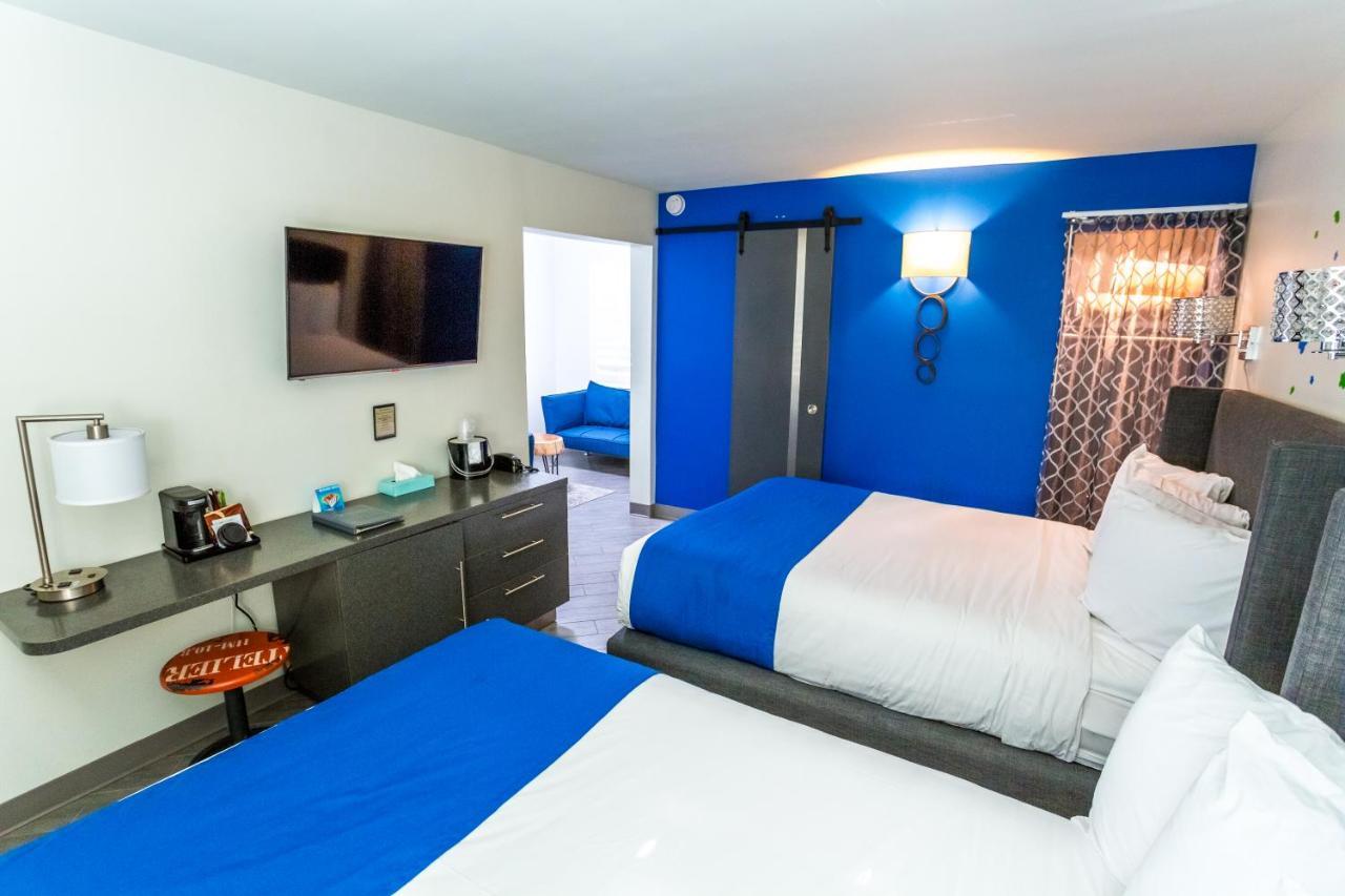 University Inn Asu/Tempe (Adults Only) מראה חיצוני תמונה
